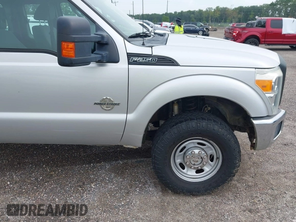 2012 Ford F-250 XL with VIN 1FT7X2BT1CEC56751, listed as a IAAI auction lot 42689769 with 272,566 mi miles and . Bid and sale history available at DreamBid. Image 6.