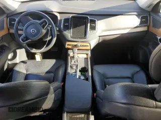 2021 Volvo XC90 Momentum with VIN YV4A221K1M1672530, listed as a Copart auction lot 43534275 with 64,527 mi miles and Salvage Title. Bid and sale history available at DreamBid. Image 8.