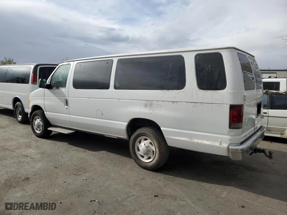 2007 Ford Econoline Wagon XL with VIN 1FBSS31L07DB12995, listed as a Copart auction lot 52041765 with 144,918 mi miles and Clean Title. Bid and sale history available at carsss.com. Image 2.