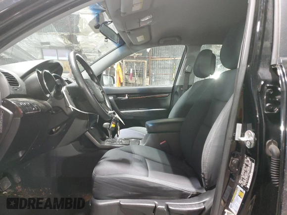 2013 Kia Sorento LX with VIN 5XYKT4A21DG338885, listed as a Copart auction lot 42837395 with 157,766 mi miles and Salvage Title. Bid and sale history available at carsss.com. Image 7.
