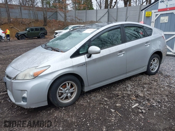 2011 Toyota Prius I with VIN JTDKN3DU9B5315846, listed as a IAAI auction lot 41928593 with 203,931 mi miles. Bid and sale history available at carsss.com. Image 2.