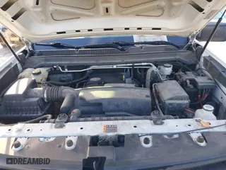 2019 Chevrolet Colorado 4WD Work Truck with VIN 1GCHTBEA4K1219239, listed as a IAAI auction lot 41849984 with 121,887 mi miles. Bid and sale history available at carsss.com. Image 10.