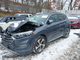 2018 Hyundai Tucson Value with VIN KM8J3CA24JU726897, listed as a IAAI auction lot 41396000 with 55,320 mi miles. Bid and sale history available at carsss.com. Image 2.