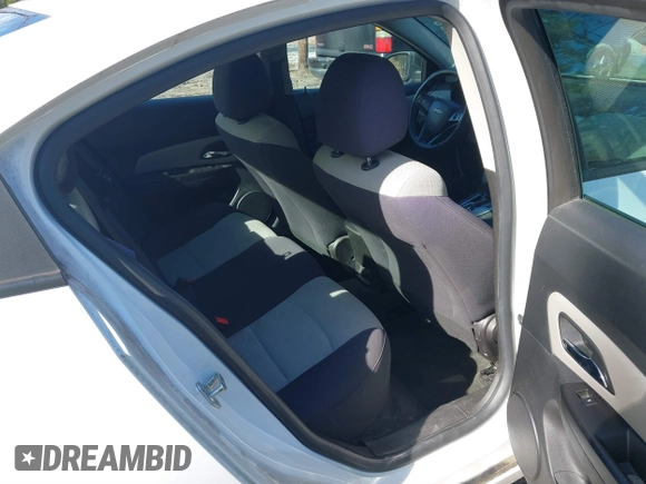 2014 Chevrolet Cruze LS with VIN 1G1PA5SH1E7167616, listed as a IAAI auction lot 41589435 with 180,149 mi miles and . Bid and sale history available at DreamBid. Image 8.