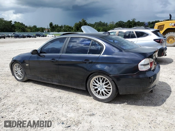 2006 BMW 3 Series 330i with VIN WBAVB33566KR80952, listed as a Copart auction lot 70083134 with 201,207 mi miles and Non repairable. Bid and sale history available at DreamBid. Image 2.
