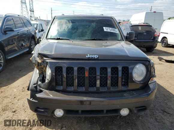 2014 Jeep Patriot Latitude z VIN 1C4NJRFB7ED709055, wystawiony jako Copart lot #52154995 z przebiegiem 136 332 mil mil oraz Szkoda całkowita • Salvage title. Historia ofert i sprzedaży dostępna na DreamBid. Obrazek 5.
