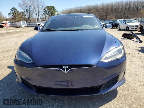 2016 Tesla Model S 90D z VIN 5YJSA1E27GF172611, wystawiony jako Copart lot #49434005 z przebiegiem 175 665 mil mil oraz Szkoda całkowita • Salvage title. Historia ofert i sprzedaży dostępna na DreamBid. Obrazek 5.