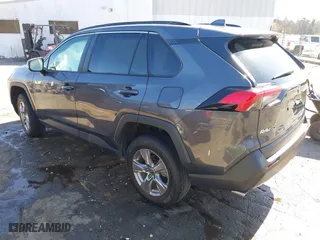 2022 Toyota RAV4 XLE with VIN 2T3W1RFVXNW201664, listed as a IAAI auction lot 41781586 with 59,236 mi miles. Bid and sale history available at carsss.com. Image 3.