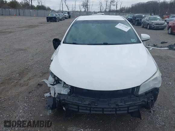 2015 Toyota Camry XLE with VIN 4T4BF1FK0FR479688, listed as a IAAI auction lot 41717801 with 131,365 mi miles. Bid and sale history available at carsss.com. Image 12.