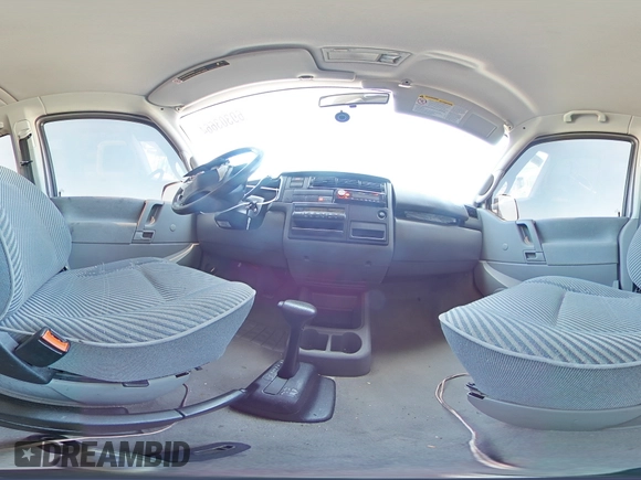 1999 Volkswagen EuroVan GLS с VIN WV2KH2705XH017697, выставлен на аукционе Copart как лот 69303664 с пробегом 156 811 миль миль и Списание • Salvage title. История ставок и продаж доступна на DreamBid. Изображение 14.