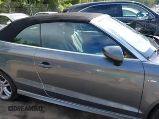 2018 Audi A3 Cabriolet Premium Plus z VIN WAUY8LFF5J1005308, wystawiony jako IAAI lot #42205046 z przebiegiem 73 076 mil mil oraz . Historia ofert i sprzedaży dostępna na DreamBid. Obrazek 13.