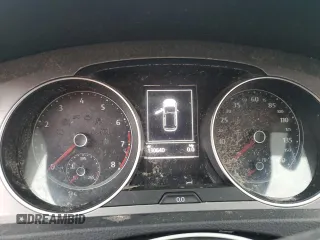 2016 Volkswagen Golf TSI SE z VIN 3VW217AU6GM043584, wystawiony jako Copart lot #51722765 z przebiegiem Nie podano mil oraz Czysty tytuł • Clean title. Historia ofert i sprzedaży dostępna na DreamBid. Obrazek 9.