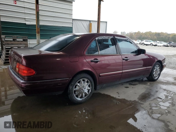 1998 Mercedes-Benz E-Class with VIN WDBJF65F7WA651470, listed as a Copart auction lot 80839644 with 158,508 mi miles and Clean Title. Bid and sale history available at carsss.com. Image 3.