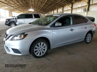 2018 Nissan Sentra S z VIN 3N1AB7AP9JY240256, wystawiony jako Copart lot #53164755 z przebiegiem 94 589 mil mil oraz Szkody całkowita. Historia ofert i sprzedaży dostępna na DreamBid. Obrazek 1.