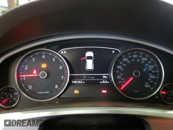 2012 Volkswagen Touareg Sport with VIN WVGEF9BP9CD011879, listed as a Copart auction lot 56903035 with 198,262 mi miles and Clean title. Bid and sale history available at DreamBid. Image 9.