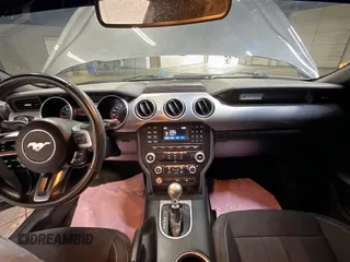 2018 Ford Mustang GT with VIN 1FA6P8CFXJ5165083, listed as a Copart auction lot 64522525 with 61,415 mi miles and Clean title. Bid and sale history available at DreamBid. Image 9.