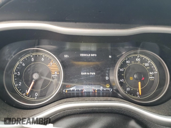 2017 Jeep Cherokee Trailhawk L Plus with VIN 1C4PJMBS3HD234705, listed as a Copart auction lot 85933164 with 205,471 mi miles and Clean Title. Bid and sale history available at carsss.com. Image 9.