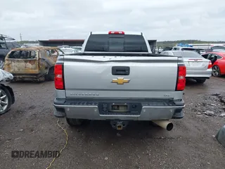 2019 Chevrolet Silverado 2500HD LTZ with VIN 1GC1KTEY0KF116765, listed as a IAAI auction lot 41941751 with 1 mi miles. Bid and sale history available at carsss.com. Image 16.