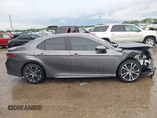 2019 Toyota Camry LE z VIN 4T1B11HK0KU715515, wystawiony jako IAAI lot #42155492 z przebiegiem 114 091 mil mil oraz . Historia ofert i sprzedaży dostępna na DreamBid. Obrazek 13.