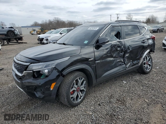 2021 Kia Seltos S z VIN KNDEUCA22M7057082, wystawiony jako Copart lot #46253545 z przebiegiem 67 733 mil mil oraz Szkoda całkowita • Salvage title. Historia ofert i sprzedaży dostępna na DreamBid. Obrazek 1.