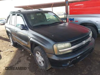 2003 Chevrolet TrailBlazer LS with VIN 1GNDS13S332354402, listed as a IAAI auction lot 41552542 with 1 mi miles. Bid and sale history available at carsss.com. Image 1.