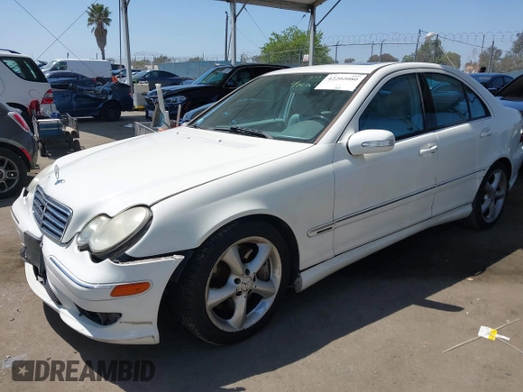 2006 Mercedes-Benz C 230 Sport z VIN WDBRF52H46F772494, wystawiony jako IAAI lot #42202080 z przebiegiem 92 364 mil mil oraz . Historia ofert i sprzedaży dostępna na DreamBid. Obrazek 2.