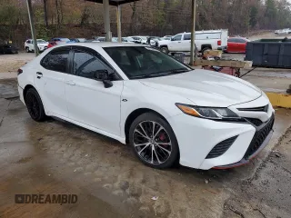 2019 Toyota Camry LE with VIN 4T1B11HK4KU272902, listed as a Copart auction lot 84097484 with 94,433 mi miles and Clean Title. Bid and sale history available at carsss.com. Image 4.