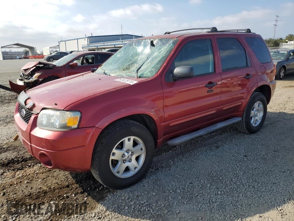 2007 Ford Escape XLT with VIN 1FMCU03147KB99005, listed as a Copart auction lot 76343974 with 142,759 mi miles and Salvage Title. Bid and sale history available at carsss.com. Image 1.