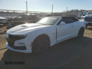 2019 Chevrolet Camaro 2SS z VIN 1G1FH3D71K0135690, wystawiony jako Copart lot #43061115 z przebiegiem 85 780 mil mil oraz Szkoda całkowita • Salvage title. Historia ofert i sprzedaży dostępna na DreamBid. Obrazek 1.