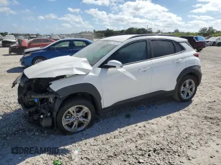 2022 Hyundai Kona SEL with VIN KM8K6CAB2NU914769, listed as a Copart auction lot 43192205 with 15,386 mi miles and Non Repairable. Bid and sale history available at carsss.com. Image 1.