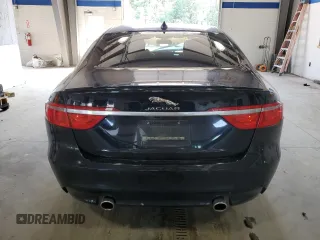2016 Jaguar XF S with VIN SAJBM4BV0GCY13717, listed as a Copart auction lot 70385854 with 82,592 mi miles and Salvage Title. Bid and sale history available at carsss.com. Image 6.