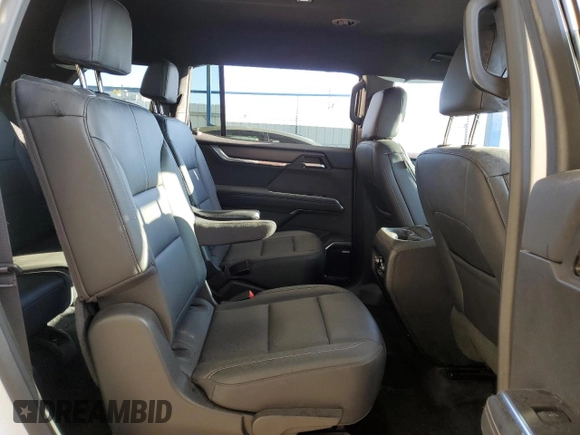 2024 GMC Acadia AWD Elevation z VIN 1GKENNKS6RJ199473, wystawiony jako Copart lot #53813095 z przebiegiem 21 566 mil mil oraz Szkody całkowita. Historia ofert i sprzedaży dostępna na DreamBid. Obrazek 11.
