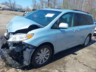 2017 Toyota Sienna with VIN 5TDDZ3DC9HS164773, listed as a IAAI auction lot 41811899 with 100,301 mi miles and . Bid and sale history available at DreamBid. Image 17.