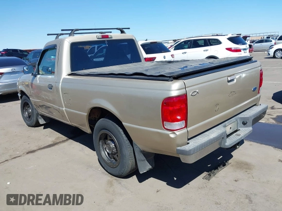 2000 Ford Ranger XL with VIN 1FTYR10CXYPA60122, listed as a IAAI auction lot 41879932 with 161,820 mi miles. Bid and sale history available at carsss.com. Image 3.