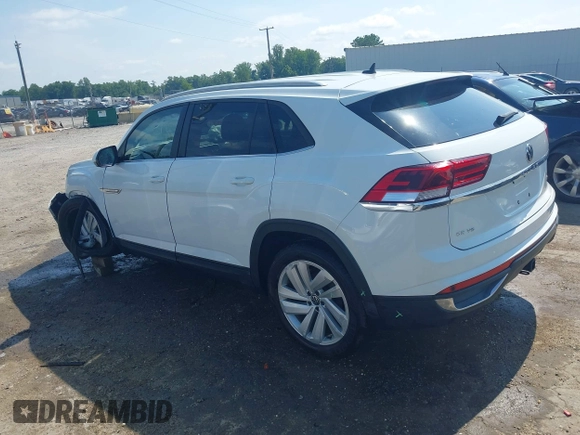 2022 Volkswagen Atlas SE with VIN 1V2HE2CA2NC219566, listed as a IAAI auction lot 42616407 with 46,476 mi miles and . Bid and sale history available at DreamBid. Image 3.