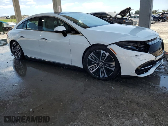 2023 Mercedes-Benz EQS 450+ z VIN W1KCG2DB4PA028894, wystawiony jako Copart lot #53255855 z przebiegiem Nie podano mil oraz Szkoda całkowita • Salvage title. Historia ofert i sprzedaży dostępna na DreamBid. Obrazek 4.