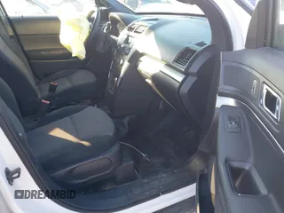 2014 Ford Police Interceptor Utility z VIN 1FM5K8ARXEGA33593, wystawiony jako IAAI lot #41342821 z przebiegiem 175 456 mil mil oraz . Historia ofert i sprzedaży dostępna na DreamBid. Obrazek 5.