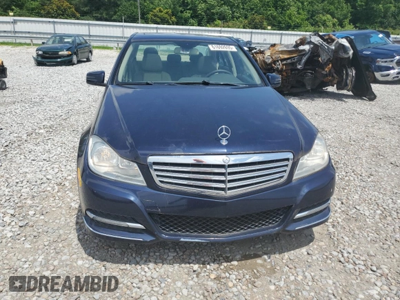 2012 Mercedes-Benz C 300 Sport z VIN WDDGF8BB8CA731905, wystawiony jako Copart lot #61692695 z przebiegiem 98 773 mil mil oraz Szkoda całkowita • Salvage title. Historia ofert i sprzedaży dostępna na DreamBid. Obrazek 5.