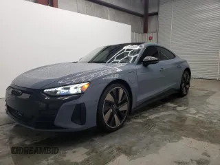 2022 Audi e-tron GT Prestige z VIN WAUEJBFW2N7006629, wystawiony jako Copart lot #45069554 z przebiegiem 8341 mil mil oraz . Historia ofert i sprzedaży dostępna na DreamBid. Obrazek 1.