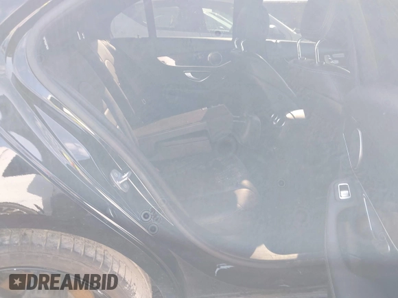 2018 Mercedes-Benz C 300 с VIN WDDWF4JB8JR330178, выставлен на аукционе IAAI как лот 42694806 с пробегом 122 276 миль миль и . История ставок и продаж доступна на DreamBid. Изображение 8.