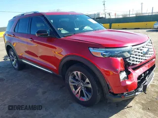2020 Ford Explorer Platinum with VIN 1FM5K8HCXLGA82209, listed as a IAAI auction lot 41823764 with 52,016 mi miles. Bid and sale history available at carsss.com. Image 1.