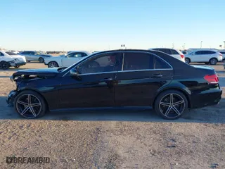 2014 Mercedes-Benz E-Class E 350 Sport with VIN WDDHF5KB2EB038828, listed as a IAAI auction lot 41238332 with 180,580 mi miles. Bid and sale history available at carsss.com. Image 15.