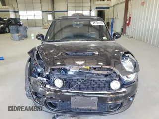 2012 MINI Convertible S с VIN WMWZP3C51CT296318, выставлен на аукционе Copart как лот 47701405 с пробегом 78 842 миль миль и Списание • Salvage title. История ставок и продаж доступна на DreamBid. Изображение 5.