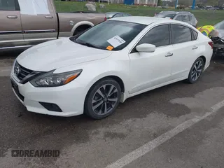 2017 Nissan Altima SR with VIN 1N4AL3AP0HN345977, listed as a IAAI auction lot 41937530 with 121,292 mi miles and . Bid and sale history available at carsss.com. Image 17.