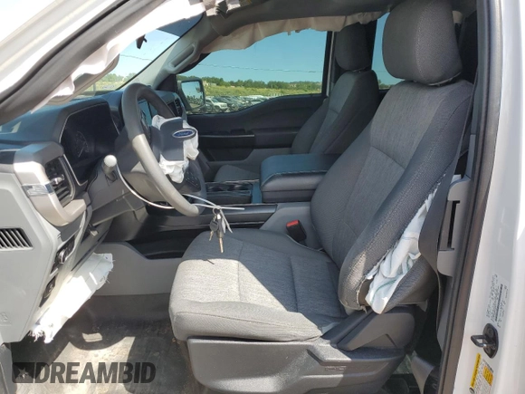 2022 Ford F-150 XL z VIN 1FTFX1E86NKD22373, wystawiony jako Copart lot #69963114 z przebiegiem 96 983 mil mil oraz Szkoda całkowita • Salvage title. Historia ofert i sprzedaży dostępna na DreamBid. Obrazek 7.