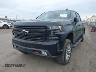 2020 Chevrolet Silverado 1500 LT Trail Boss with VIN 1GCPYFEL5LZ308780, listed as a IAAI auction lot 41144587 with 62,367 mi miles. Bid and sale history available at carsss.com. Image 2.