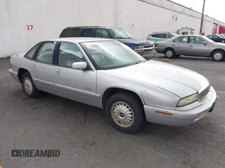 1995 Buick Regal Custom z VIN 2G4WB52L5S1478135, wystawiony jako IAAI lot #42331935 z przebiegiem 219 219 mil mil oraz . Historia ofert i sprzedaży dostępna na DreamBid. Obrazek 1.