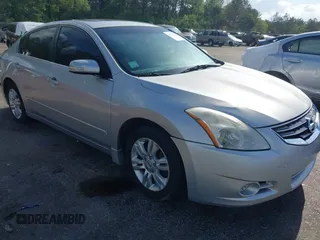 2010 Nissan Altima 2.5 S with VIN 1N4AL2AP0AN565412, listed as a IAAI auction lot 41877732 with 238,090 mi miles. Bid and sale history available at carsss.com. Image 1.