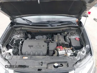 2018 Mitsubishi Outlander ES z VIN JA4AZ2A32JZ004749, wystawiony jako IAAI lot #42172216 z przebiegiem 95 533 mil mil oraz . Historia ofert i sprzedaży dostępna na DreamBid. Obrazek 10.