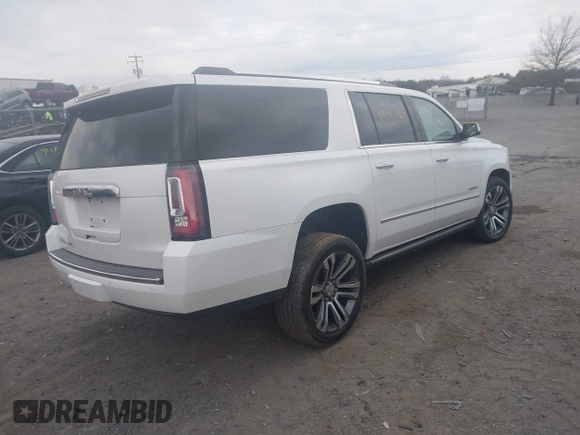 2020 GMC Yukon XL Denali with VIN 1GKS2HKJ9LR225805, listed as a IAAI auction lot 41892365 with 45,494 mi miles. Bid and sale history available at carsss.com. Image 4.